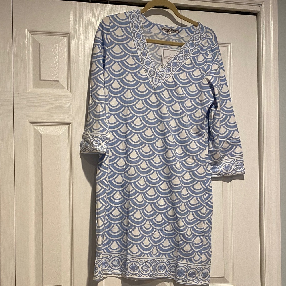 Elegant Blue and White Patterned Long Sleeve Dress